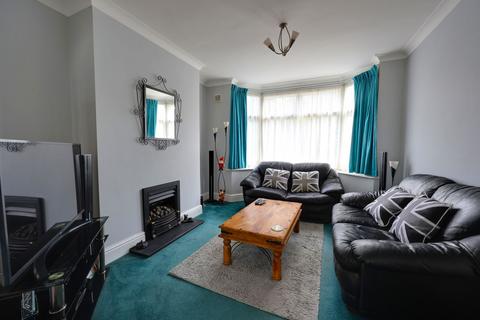 2 bedroom semi-detached house for sale, Mendip Gardens, Bath BA2