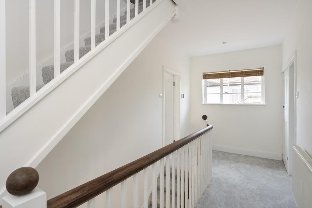PR-9 Kidbrooke Gardens-13 Lo