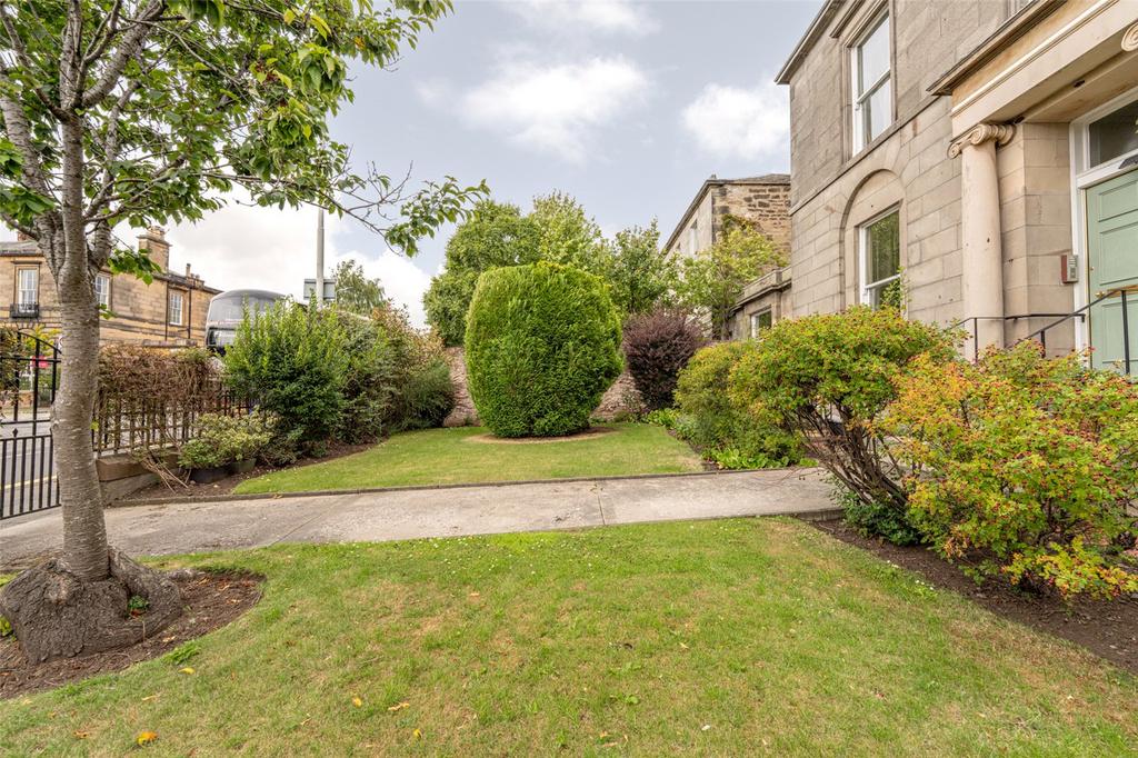 Front Garden Alt