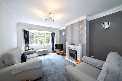 24 Kirkstall Close, Walsall, WS3 2SS