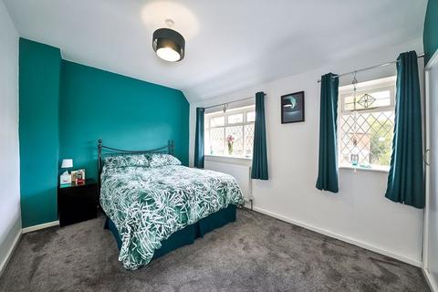 24 Kirkstall Close, Walsall, WS3 2SS
