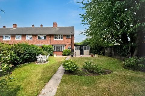 24 Kirkstall Close, Walsall, WS3 2SS
