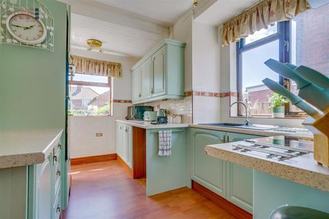 3 bedroom semi-detached house for sale, Beech Avenue, Rawmarsh, Rotherham