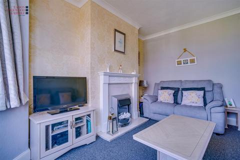 3 bedroom semi-detached house for sale, Beech Avenue, Rawmarsh, Rotherham