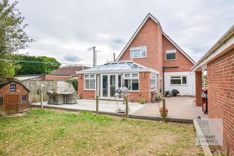 13 Bernard Close, Rackheath, Norwich, NR13 6QS