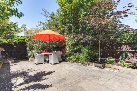 61 Mortimer Gate, Cheshunt, Waltham Cross, EN8 0XH