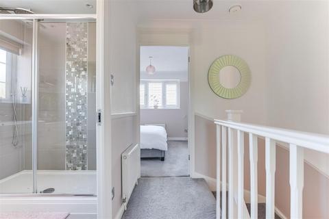 61 Mortimer Gate, Cheshunt, Waltham Cross, EN8 0XH