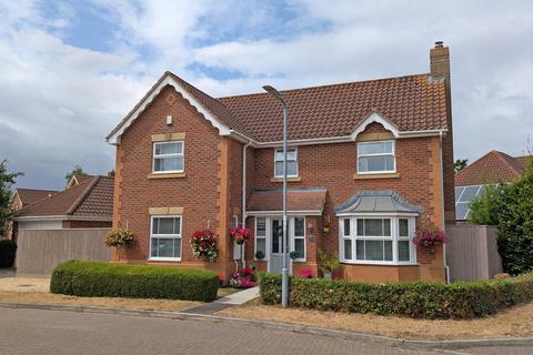4 bedroom detached house for sale, St. Quintin Park, Taunton TA2