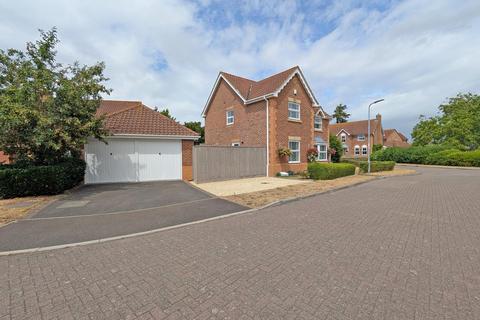 4 bedroom detached house for sale, St. Quintin Park, Taunton TA2