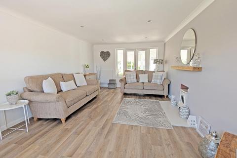 4 bedroom detached house for sale, St. Quintin Park, Taunton TA2