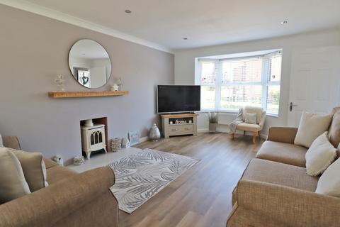 4 bedroom detached house for sale, St. Quintin Park, Taunton TA2