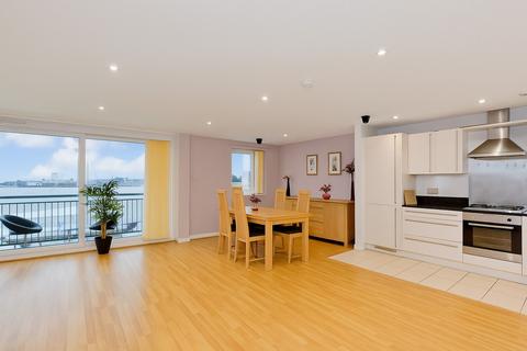 2 bedroom flat for sale, Heron Place, Edinburgh, EH5