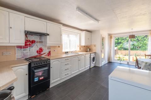 36 Beech Road, Bromsgrove, B61 8NE