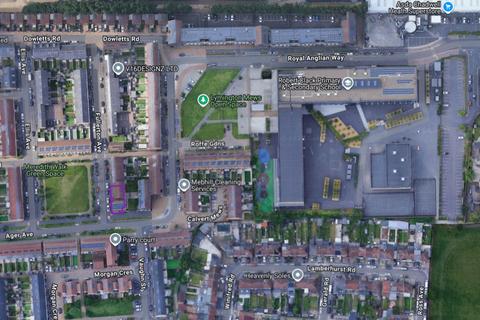 2 bedroom apartment for sale, Fullerton Avenue, Dagenham, RM8