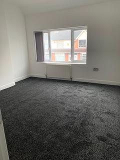 2 bedroom terraced house to rent, De La Pole Avenue, Hull HU3