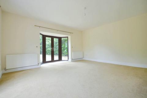 undefined, Court Road, Strensham, Worcestershire