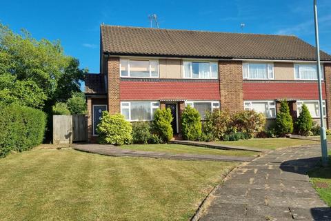 2 bedroom maisonette for sale, Cedar Close, Borehamwood