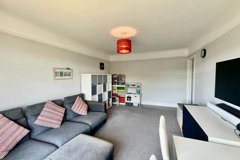 2 bedroom maisonette for sale, Cedar Close, Borehamwood