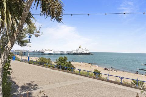 1 bedroom flat for sale, Gladstone Court, Eastbourne BN21