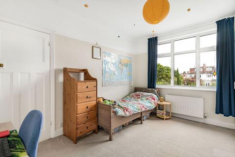 5 Derrick Road, Beckenham, BR3 3QG