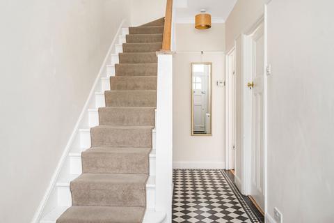 5 Derrick Road, Beckenham, BR3 3QG