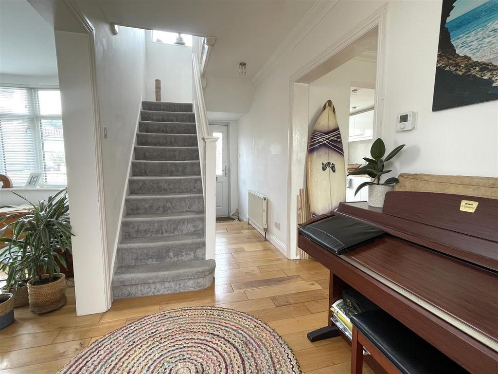 Entrance Hall.jpg