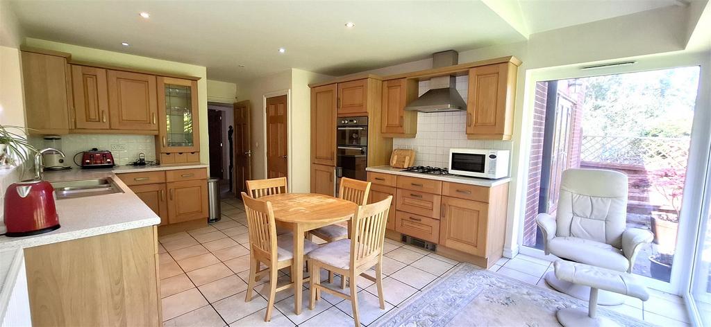 Kitchen/breakfast room
