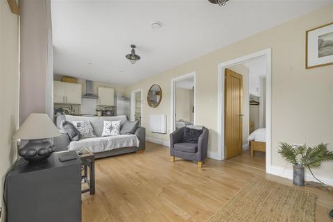 2 bedroom end of terrace house for sale, Sarlou Close, Mumbles, Swansea