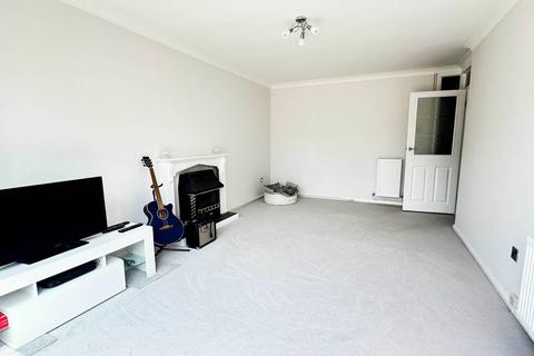 9 Church Path, Greenhithe, DA9 9JR