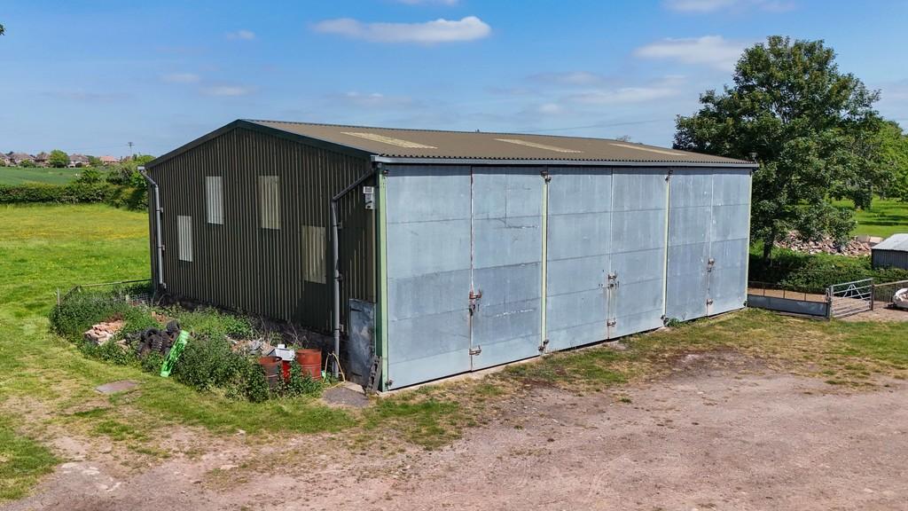 Agricultural building