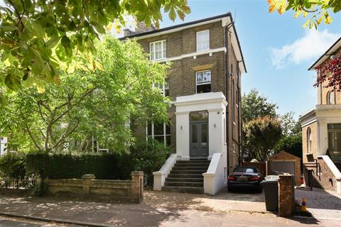 1 bedroom flat for sale, London SE13