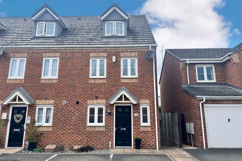 3 bedroom end of terrace house for sale