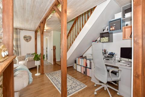 3 bedroom terraced house for sale, Kingsley Road, Bewbush, Crawley, West Sussex