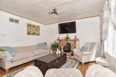 3 bedroom terraced house for sale, Kingsley Road, Bewbush, Crawley, West Sussex