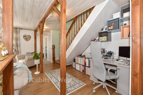 Kingsley Road, Bewbush, Crawley, West Sussex