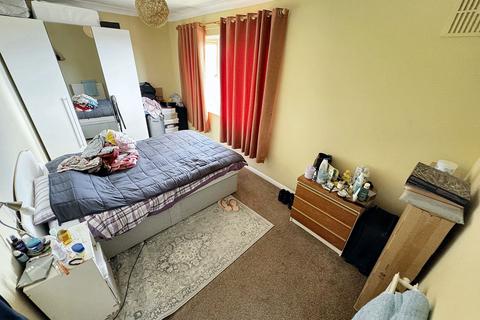 2 bedroom flat to rent, Beacon Lane, Exeter, EX4