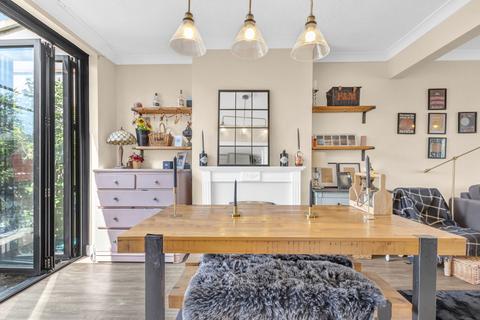 116 Aviemore Way, Beckenham, BR3 3RT