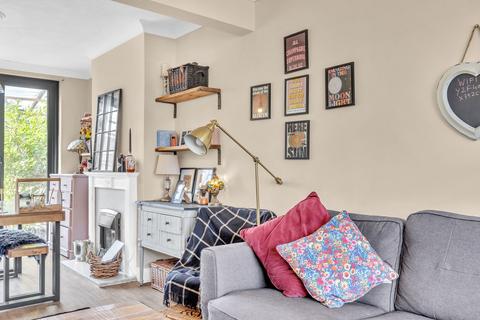 116 Aviemore Way, Beckenham, BR3 3RT