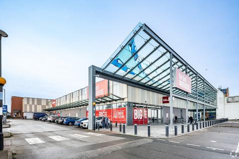 Retail property (high street) to rent, Mercer Walk Ellesmere Port CH65 0AP