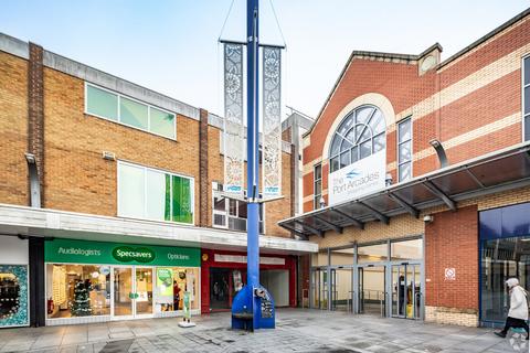 Retail property (high street) to rent, Mercer Walk Ellesmere Port CH65 0AP