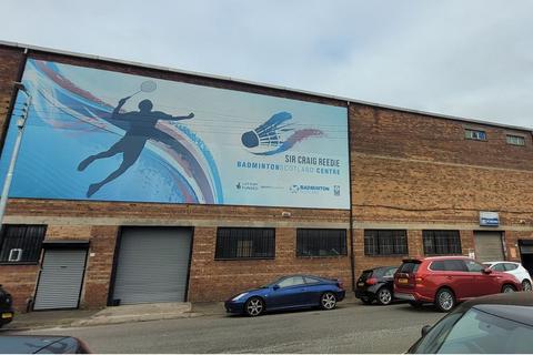 Industrial unit to rent, 16-28 Bogmoor Pl Glasgow G51 4SN