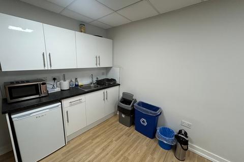 Retail property (high street) to rent, 46 Castle St Aberdeen AB11 5BB
