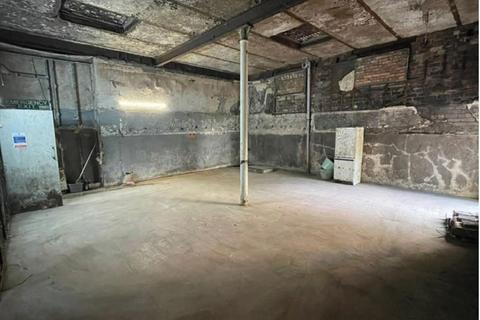 Industrial unit to rent, 14 Hillfoot St Glasgow G31 2LF