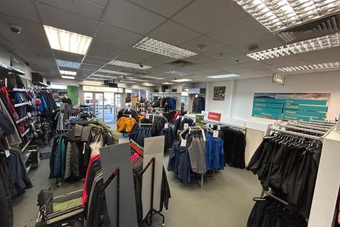 Retail property (high street) to rent, 157 Union St Aberdeen AB11 6BB