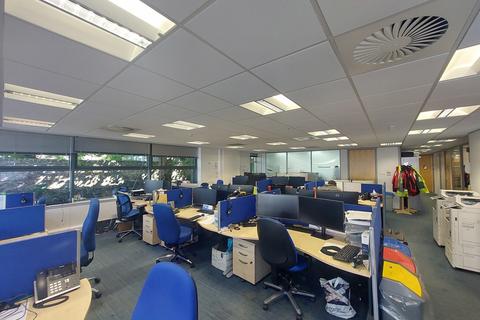 Office to rent, 12 Queens Rd Aberdeen AB15 4ZT