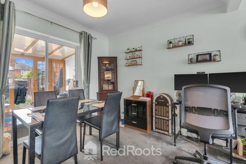 30 Drake Road, Wheatley, Doncaster, DN2 4DL