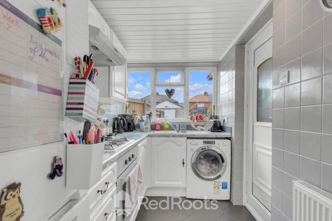 30 Drake Road, Wheatley, Doncaster, DN2 4DL
