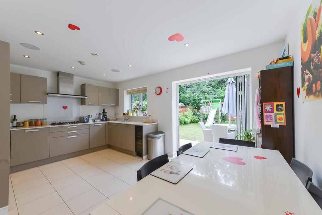 Yew Tree Road6.jpg