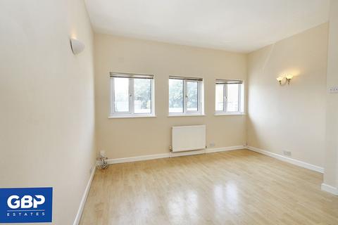 1 bedroom flat to rent, Knightsbridge Gardens, Romford, RM7