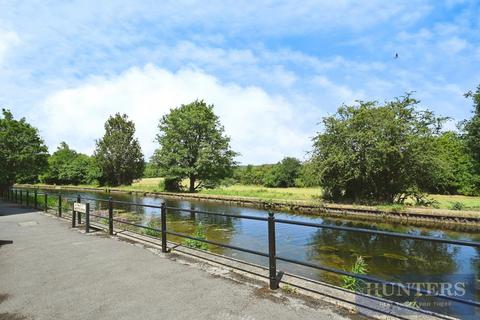 3 bedroom penthouse for sale, Navigation Drive, Bradford